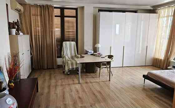 Квартира - пентхаус в центре Одессы на Греческой. Одесса