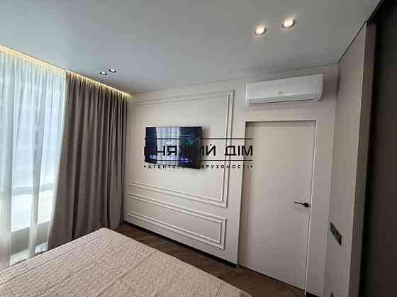 Продаж Квартира 1-кімнатна, 15/23 поверх на Днепровская Набережная Київ