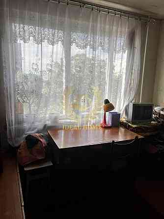 Продаж 2-кімнат в 3-кімнатній квартирі на Виноградарі Київ