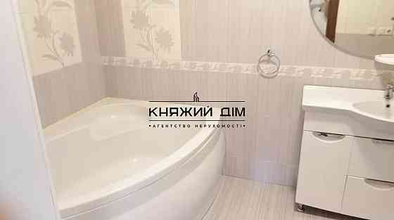 Продається простора 4-кімнатна квартира по вул. Чавдар Єлизавети. Метро Осокорки. Код об'єкту: 21145321 Kiev