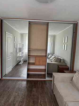 Оренда Квартира 1-кімнатна, 4/5 поверх на Нижньоюрківська, 4 Киев