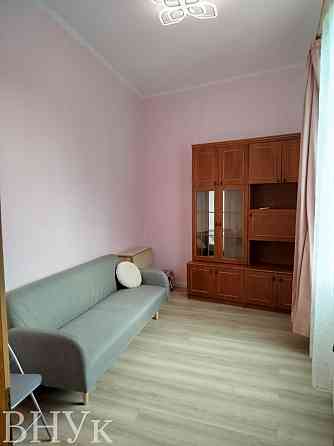 Продаж Квартира 2-кімнатна, 3/3 поверх на вул. Братів Міхновських Львів