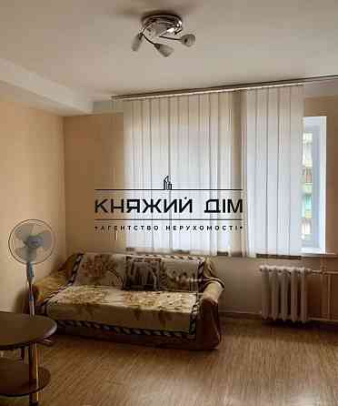 Отличная трехкомнатная квартира в Шевченковском районе.Код: 21120521 Київ