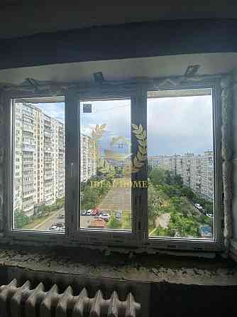 Продаж 3к квартири під ремонт біля метро Оболонь Київ