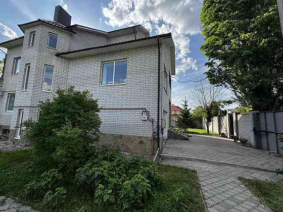 Продаж Будинок на Центральная ул., 8 Dnipro