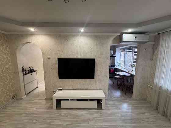 Продаж Квартира 2-кімнатна, 5/5 поверх на Золотопільська вул., д. 4 Kiev