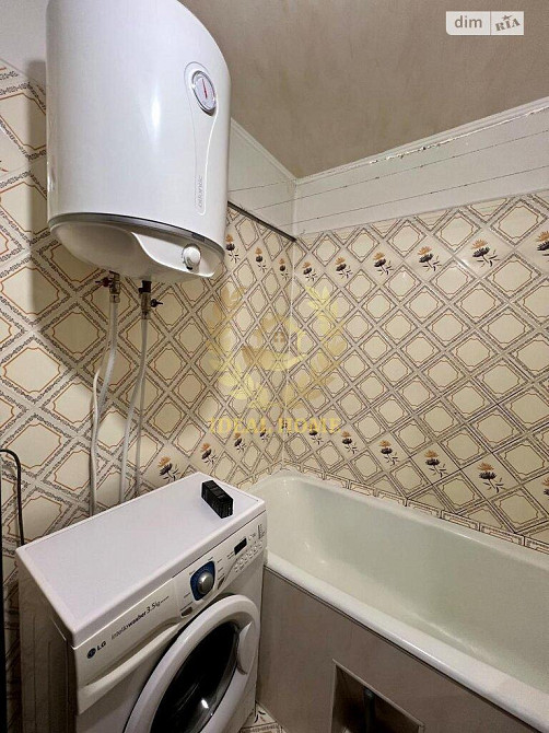 1-кімнатна квартира біля метро Мінська, вул. Івасюка 37 Киев - изображение 9