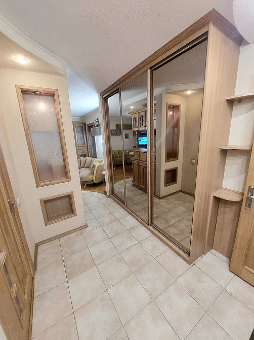 Продаж Квартира 3-кімнатна, 7/9 поверх на Борщагівська вул., д. 133 Київ - фото 1