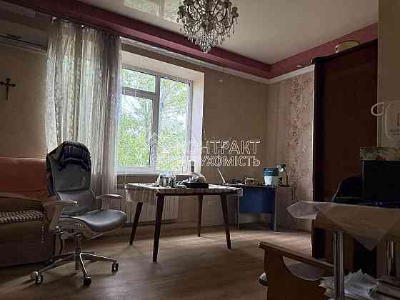 Продаж Квартира 3-кімнатна, 2/2 поверх на вул. Любові Малої Харків