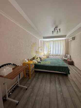 Продається 2 к квартира з хорошим ремонтом Лісовий масив Київ