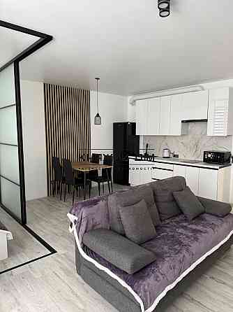 Продаж Квартира 1-кімнатна, 21/25 поверх на Светлая ул. Киев