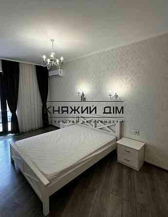 Оренда Квартира 1-кімнатна, 6/8 поверх на Набережно-Рыбальская ул. Kiev