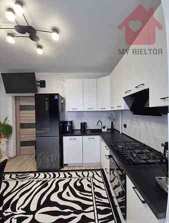 Продаж Квартира 2-кімнатна, 3/4 поверх на Перемоги Ужгород