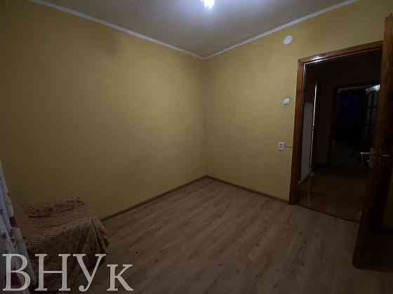 Продаж Квартира 3-кімнатна, 6/9 поверх на 8 березня Uzhhorod