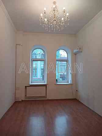 Оренда офісне приміщення на Євгена Чикаленка вул., 43 приміщень - 2, поверх - 2/5 Київ