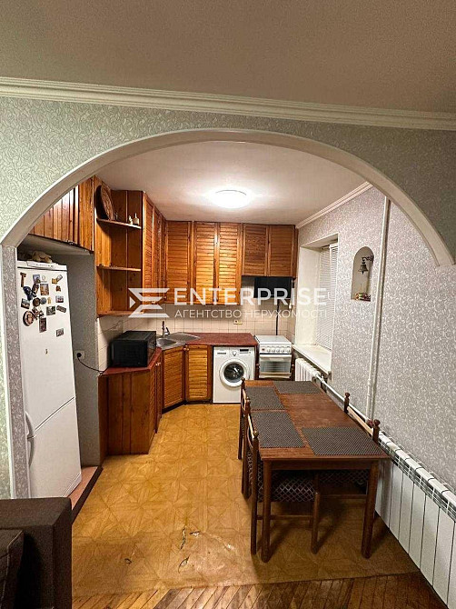 Продаж Квартира 4-кімнатна, 1/5 поверх на вул. Соборності Київ - фото 2