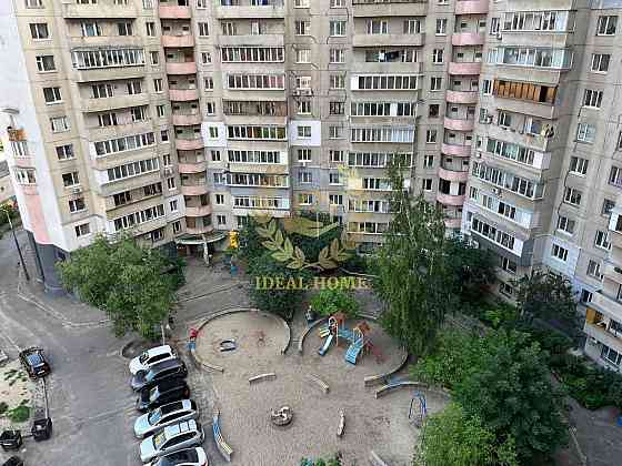 Продаж Квартира 3-кімнатна, 10/16 поверх Київ