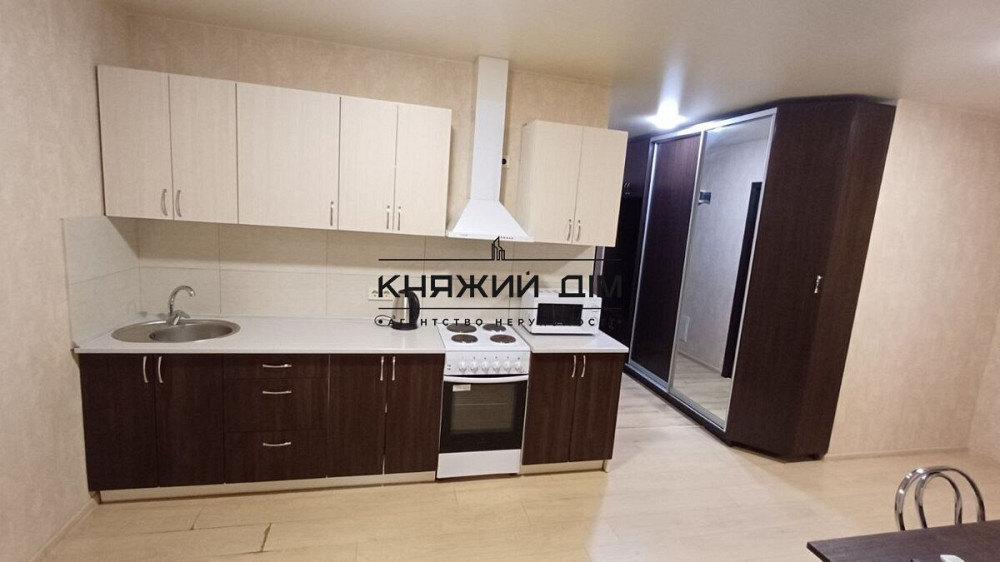 Оренда Квартира 2-кімнатна, 14/17 поверх на Светлицкого ул. Киев - изображение 1