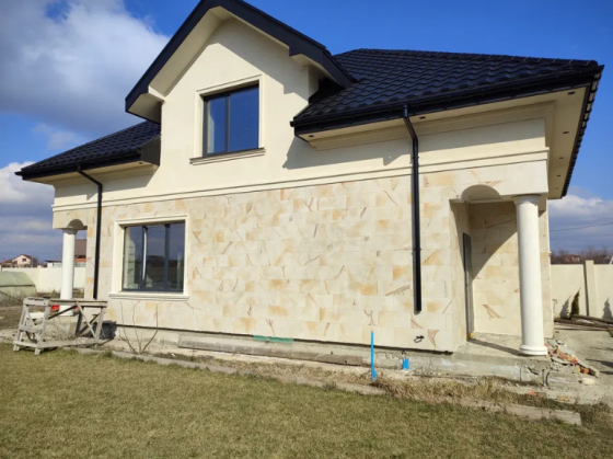 Продам 2-х этажный новый дом в Фонтанке-3 (Лиманский р-н) Фонтанка