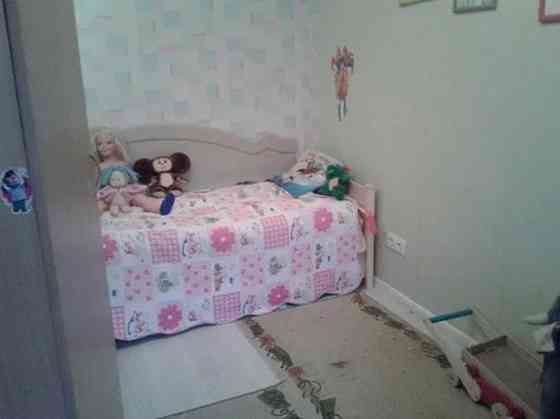 Оренда Квартира 3-кімнатна, 2/4 поверх на пер. Полесский, 3 Kiev