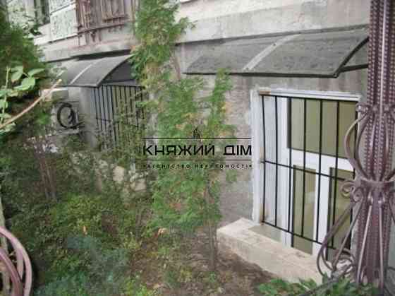 Оренда офісне приміщення на Шота Руставели ул. поверх - 1/5 Київ