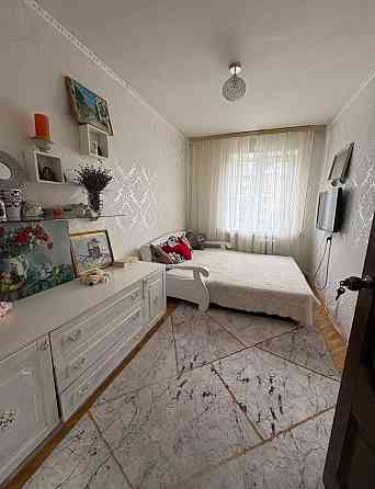 Продаж Квартира 3-кімнатна, 5/9 поверх на Науки вул., д. 24 Kiev