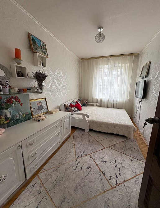 Продаж Квартира 3-кімнатна, 5/9 поверх на Науки вул., д. 24 Kiev - photo 1