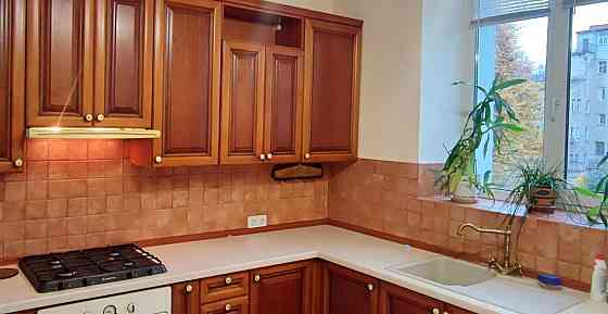 Продаж Квартира 2-кімнатна, 2/5 поверх на Івана Мазепи вул., д. 3 Київ