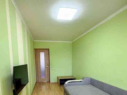 Продаж Квартира 3-кімнатна, 3/5 поверх на Тульчинська вул., д. 7 Kiev