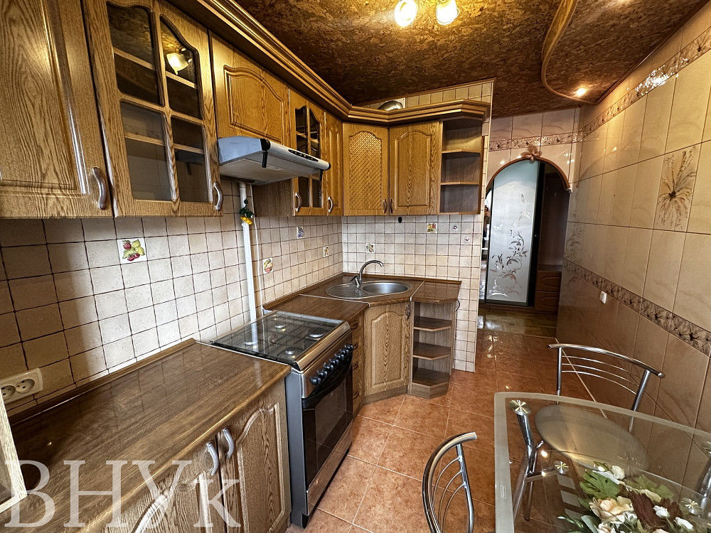 Продаж Квартира 3-кімнатна, 3/10 поверх на вул. Морозенка Полковника Тернопіль - фото 2