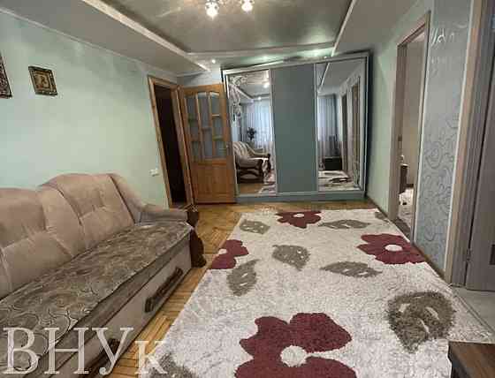 Продаж Квартира 3-кімнатна, 4/5 поверх на Лобачевського Ужгород