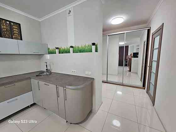 Оренда Квартира 2-кімнатна, 14/23 поверх на Чавдар, 8 Kiev