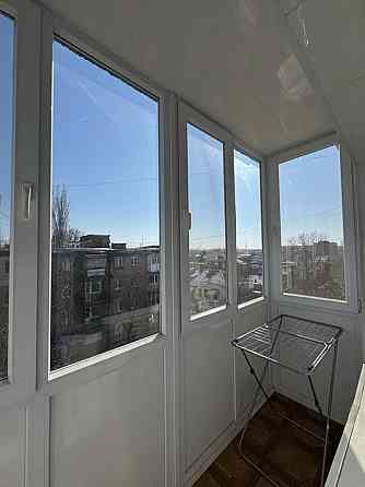 Продам квартиру у центрі на 4 кімнати , 99 квадратів ТОРГ. Кропивницький