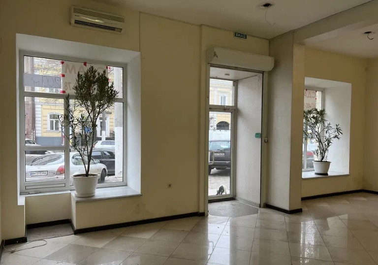 Продаж торгове приміщення на Большая Арнаутская ул., 40 поверх - 1/2 Одеса - фото 1