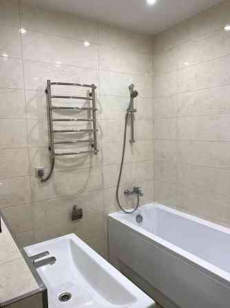 Продаж Квартира 3-кімнатна, 4/17 поверх на Харченка, 47Б Київ