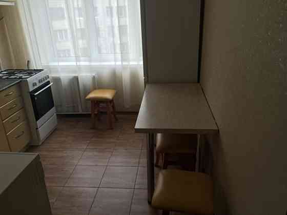 Оренда Квартира 3-кімнатна, 6/13 поверх на пер. Бастионный, 9 Киев