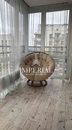 Продаж Квартира 3-кімнатна, 14/17 поверх на вул. Петрицького Анатолія Киев