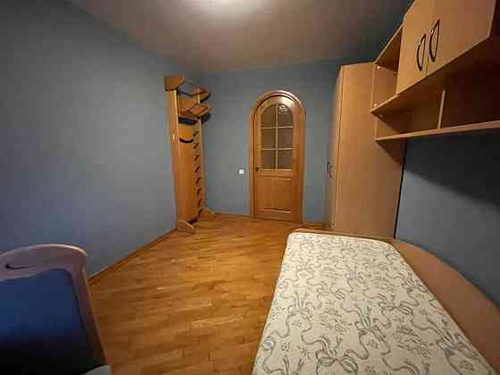 Оренда Квартира 3-кімнатна, 4/9 поверх на Оболонський проспект, 22 Киев