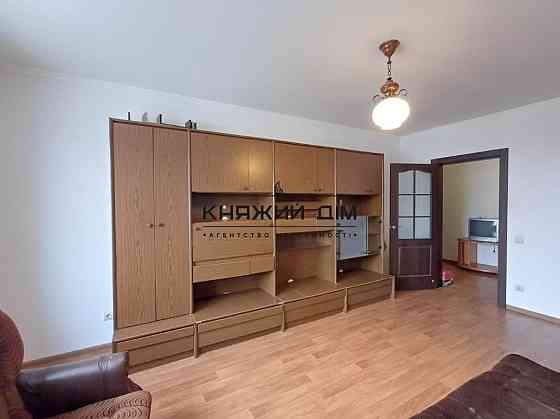 Оренда Квартира 2-кімнатна, 20/25 поверх на Софьи Русовой ул. Киев