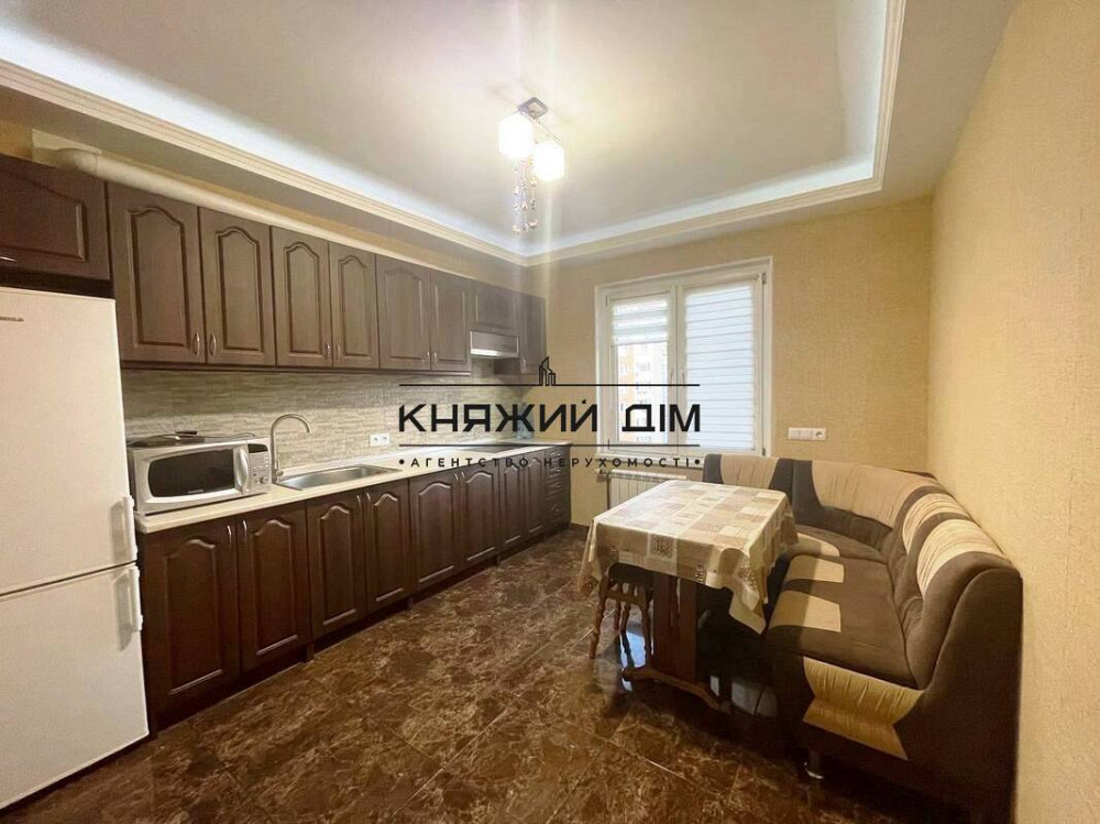 Оренда Квартира 1-кімнатна, 18/22 поверх на Урловская ул. Kiev - photo 1