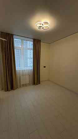 Продаж Квартира 2-кімнатна на ул. Краснова, 1е Одесса