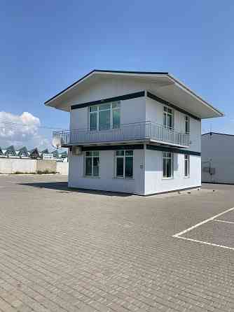 Продаж комерційне приміщення на ул. Массив 16, 276/1 приміщень - 4, поверх - 1 Авангард