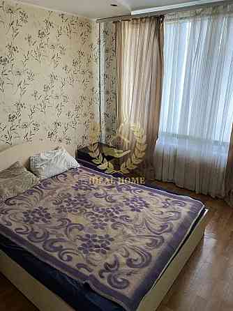 Продаж Квартира 1-кімнатна, 1/5 поверх на Стадионная ул., 3А Київ