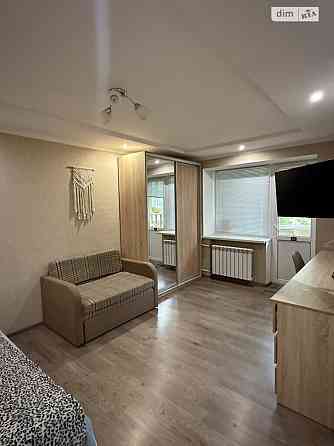 Оренда Квартира 1-кімнатна, 2/5 поверх на Парково-Сирецька, 7 Киев