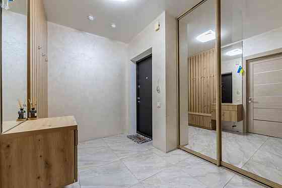 Продаж Квартира 1-кімнатна, 10/25 поверх на Євгена Сверстюка, 4 Киев