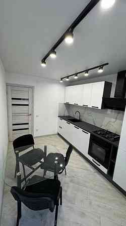 Продаж Квартира 4-кімнатна, 3/9 поверх Вінниця