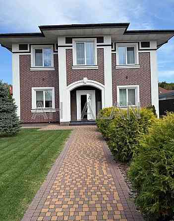 Продаж Будинок 6-кімнатний на Лісова вул., 1 Khotiv