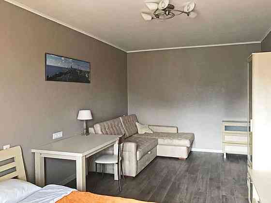 Оренда Квартира 1-кімнатна, 8/9 поверх на ул. Малая Житомирская Киев