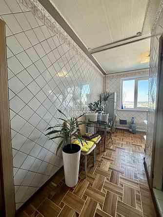 Продаж Квартира 4-кімнатна, 7/16 поверх на вул. Дружби народів Харків