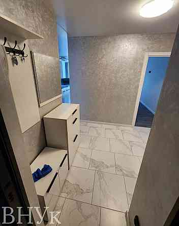 Продаж Квартира 3-кімнатна, 11/11 поверх на Проспект Злуки Тернопіль